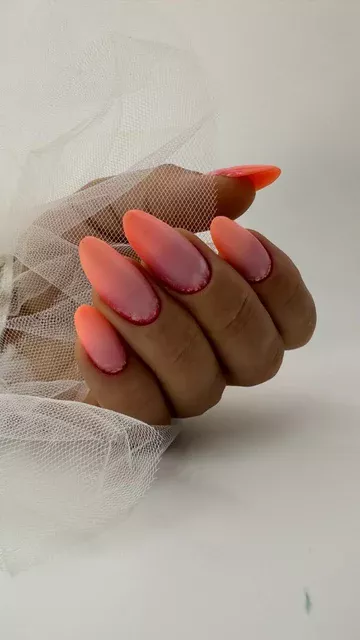 Coral-Ombré Mandelmodellage – No-File Technik